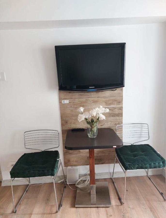 Piata Victoriei Kiseleff Studio Apartment Bucarest Esterno foto